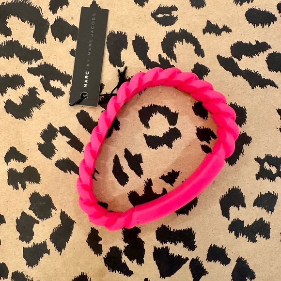 Pink Braided Bracelet - Picture 3 of 7
